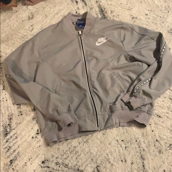 NIKE BOMBER JACKET - Picture 1 of 6